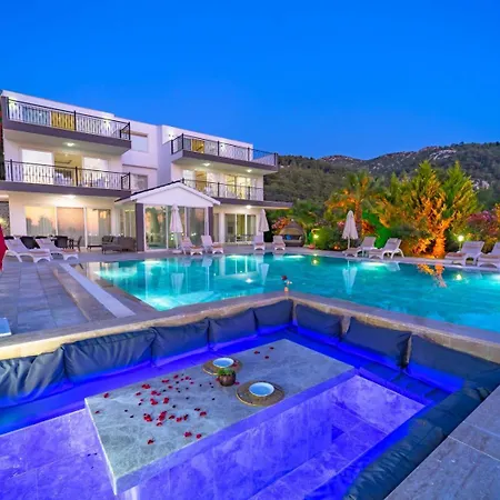 Villa Castle Islamlar