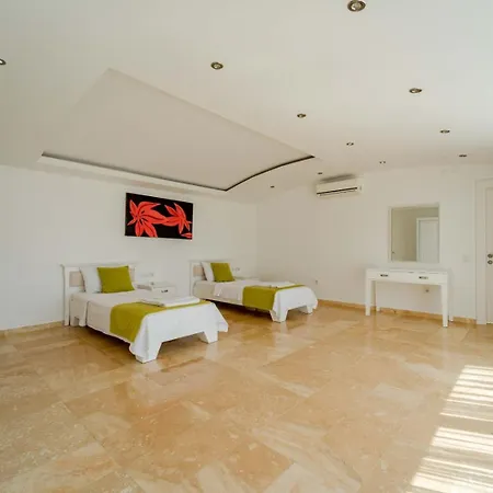 Castle Islamlar Villa